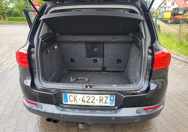 Volkswagen Tiguan cena 26500 przebieg: 227300, rok produkcji 2012 z Legnica małe 56